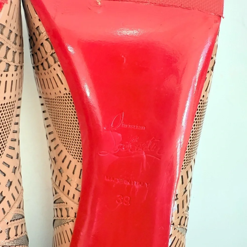 Christian Louboutin 39 pattern nude